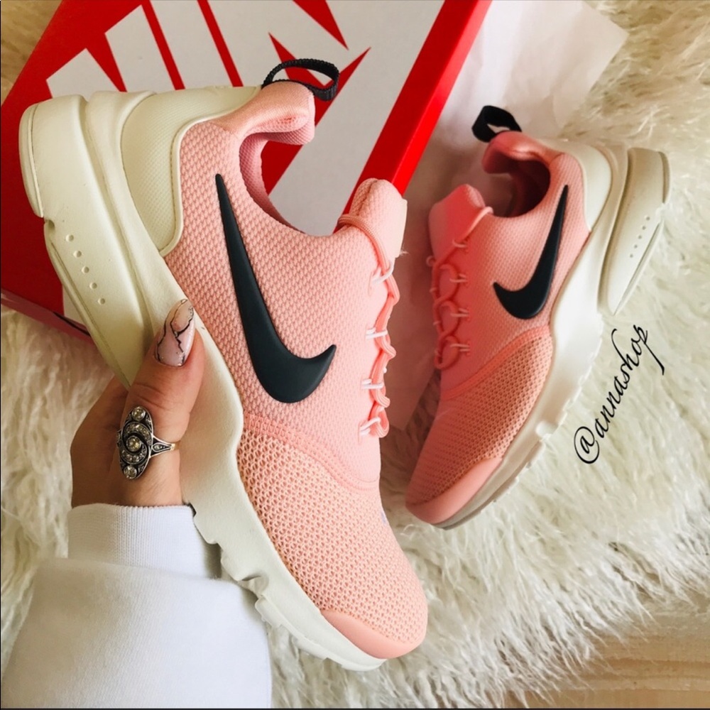 NWT Nike Air Presto Pink - Picture 2 of 7